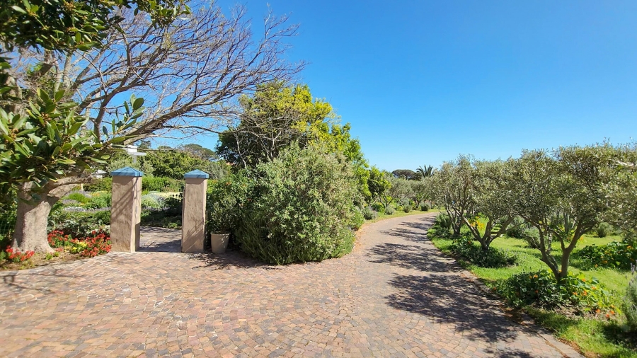 7 Bedroom Property for Sale in Tre Donne Estate Western Cape